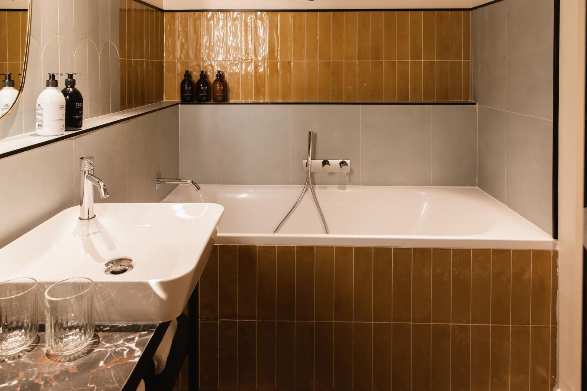 De Lutece - Notre-dame Hotel 4*